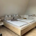 Πανσιόν Strandbude 3*