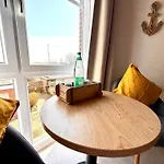 Strandbude بيت ضيافة
