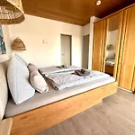 Strandbude 3* بوركم