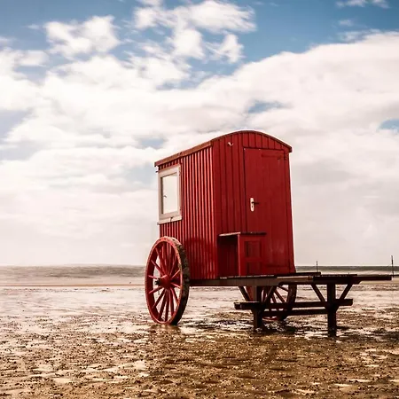 بيت ضيافة Strandbude بوركم
