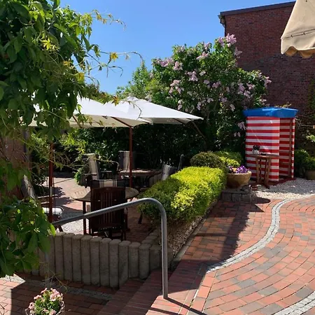 بيت ضيافة Strandbude بوركم